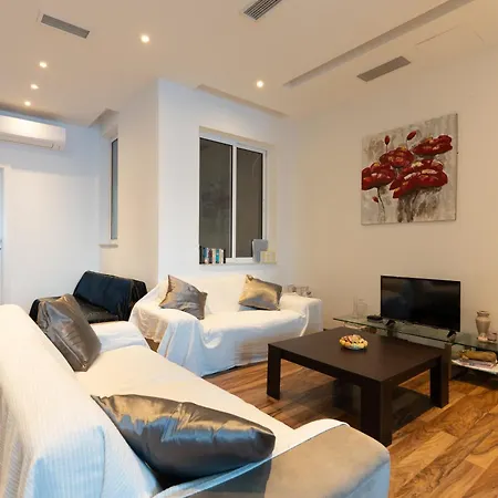 Blue Line Sliema St. Paul's Bay