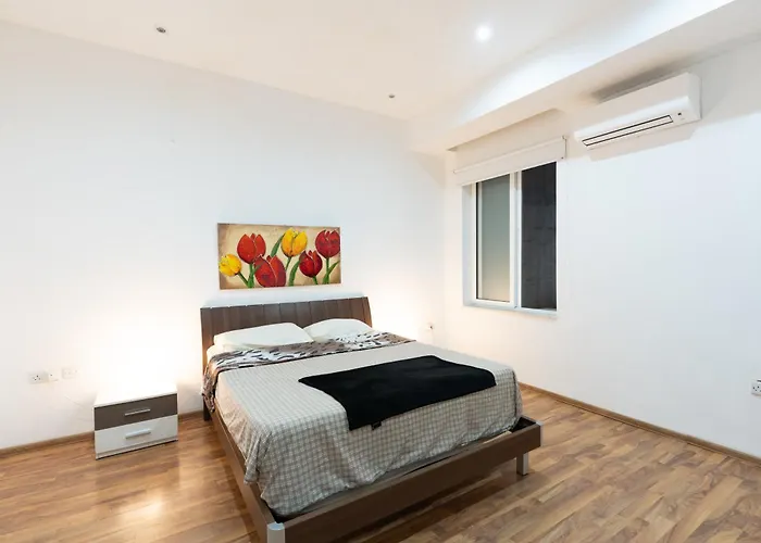 Blue Line Sliema Δωμάτια σε οικογενειακή κατοικία *